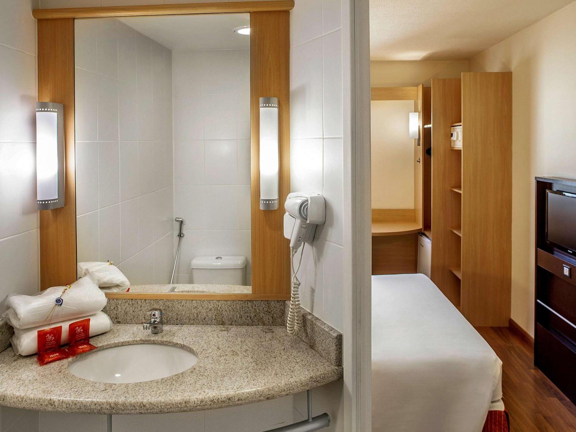 Hotel Ibis Belo Horizonte Liberdade Extérieur photo
